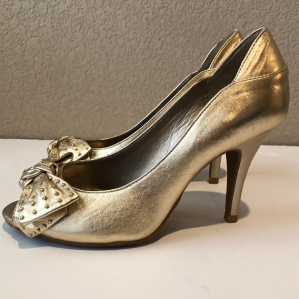 Gianni Bini Gold Peep-toe Heels